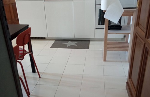 Salerno Apartment | The gerbera apartment 2 km from the center in Salerno