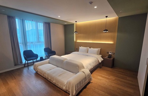 Guwol-dong Hotel | The Gleam Hotel