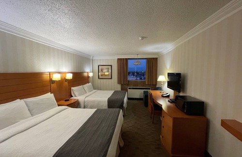 Lynnwood Ridge Hotel | The Glenmore Inn & Convention Centre