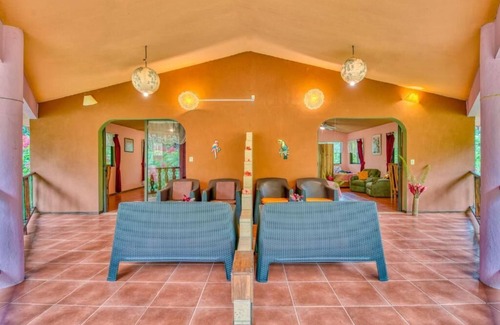 Cahuita Hotel | The Goddess Garden