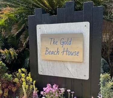 Daisen-cho Villa | The Gold Beach House