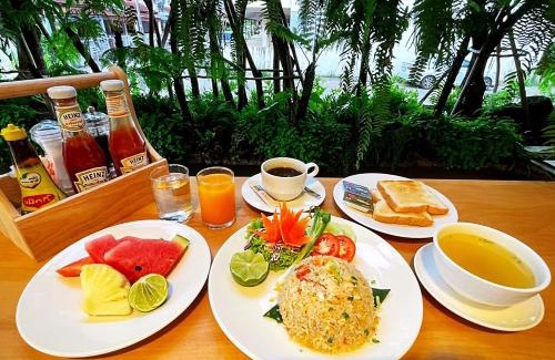 Thung Song Hotel | The Gold Living Life