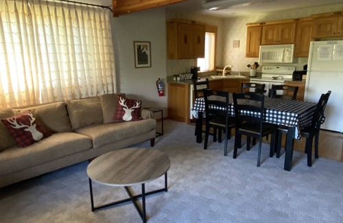 Red Lodge Condo | The Golden Bear - Golf, Ski and Downtown