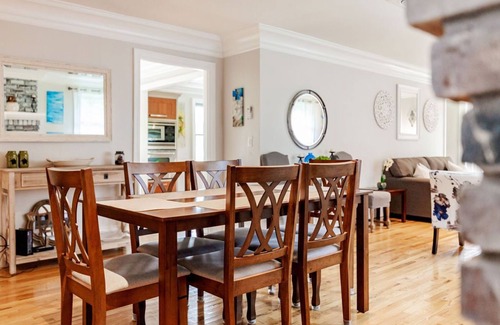 Golden Grove House | The Golden Grove Getaway/15 min to downtown Greenville