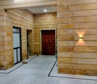 Khuri House | The golden home stay