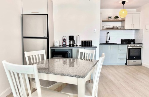 Maizerets Apartment | The Good Life | 2 Beds | AC | Limoilou