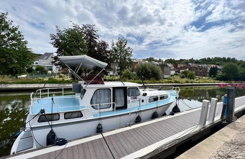 Geraardsbergen Boat Rental | The Good Vibes, the boat to Chill