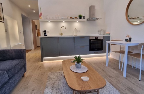 Sandwich House | The Granary at Richborough Farm