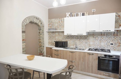 Ascea House | The Granary