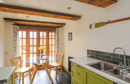 Totnes House | THE GRANARY, romantic, character holiday cottage in Blackawton