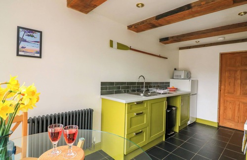 Totnes House | THE GRANARY, romantic, character holiday cottage in Blackawton