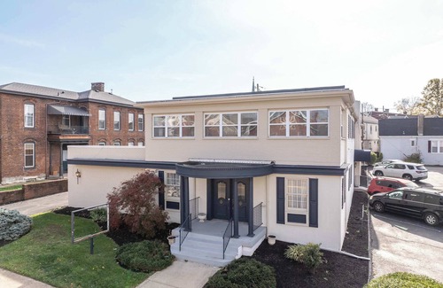 Ludlow Apartment | The Grand Elm Suite 1 Sleeps 4