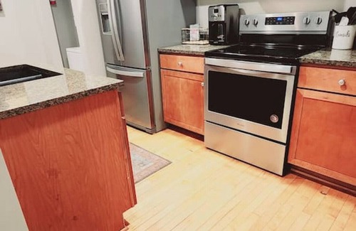 Downtown Lincoln Condo | The Grand Manse Capitol Hall