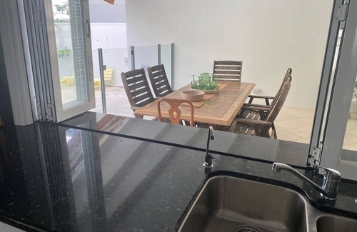 Pimlico House | The Grand Queenslander On Turner