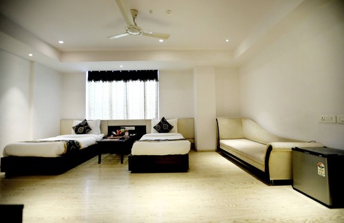 Auli Hotel | The Grand Radiant