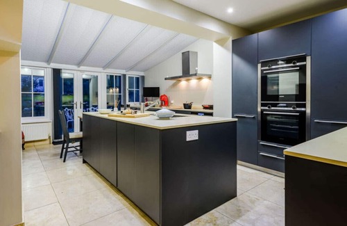 West Runton House | The Grange - Three Bedroom House, Sleeps 6