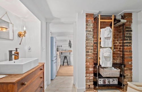 East Side Apartment | The Grant by Minty Living