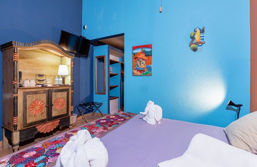 Palm Beach Estates Hotel | The Grateful Hotel