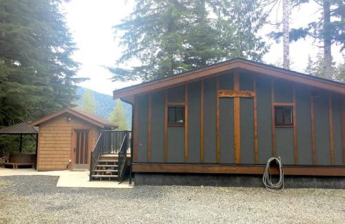 Port Renfrew House | The Great Escape - Port Renfrew
