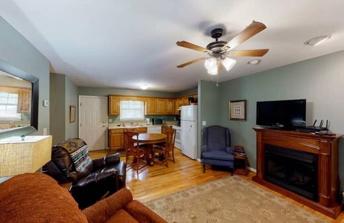 Trenton Cabin | The Great Getaway at Cabins in the Clouds!