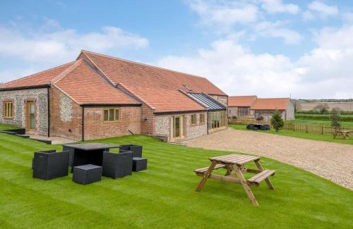 Gimingham House | The Great South Barn - Ukc2527