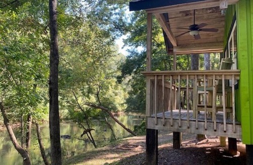 Juliette Cabin | The Green Getaway