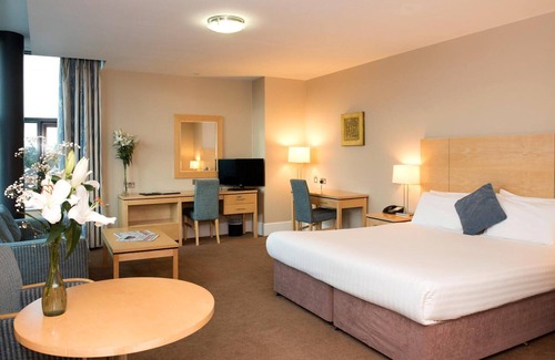 Clondalkin Hotel | The Green Isle Hotel Dublin