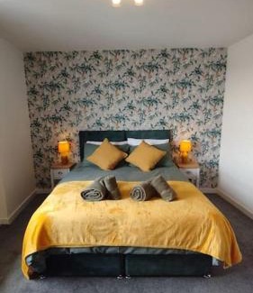 Plymouth Apartment | The Green Top flat with parking included amazing views and perfect location