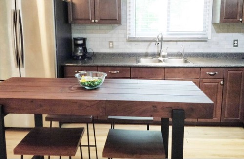 Bolsover Cottage | The Greenhouse Cottage - 2 BRS + Bunkie (Pet Friendly)!!