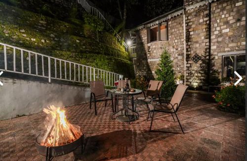 Bhimtal Villa | The Grey House Exotic Luxury-Villa