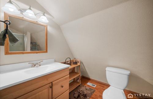 Duck Creek Village House | The Greyt Retreat