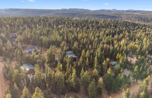 Duck Creek Village House | The Greyt Retreat
