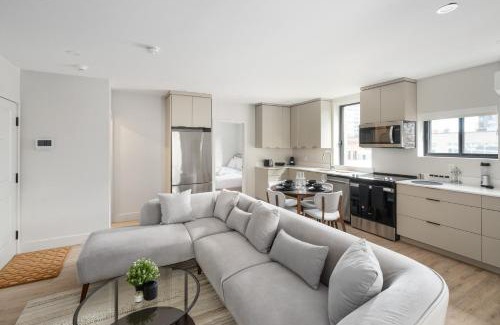 Griffintown Apartment | The Griffin ApartHotel- Downtown