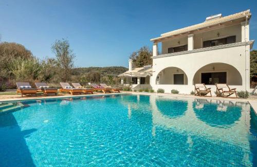 Velonades Villa | The Grove Villa