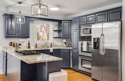 Excelsior Condo | The Guest House - Estate
