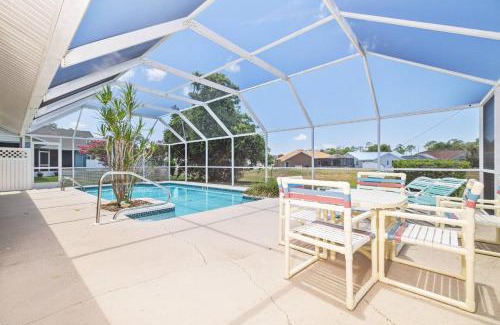 Fairway Oaks House | The Gulf Getaway