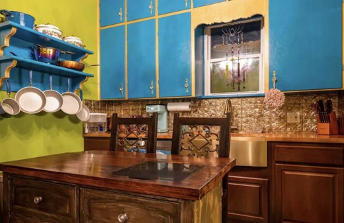 Lenexa House | The Gypsy Palace