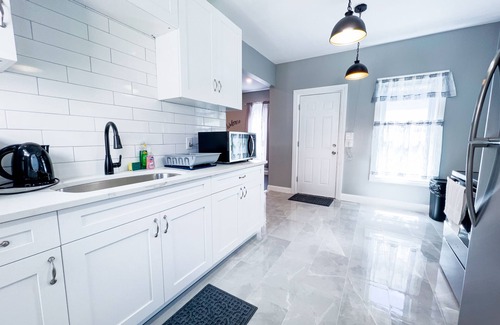 Downtown Niagara Falls House | The Haines Villa