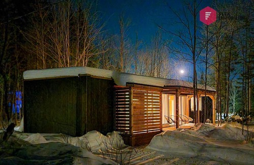 Pont-Rouge House | The HALO/SPA Sauna Pool Billiards Hiking/25 min from Quebec