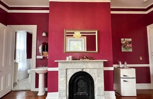 Middletown House | The Hamilton Hoppin House