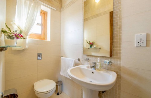 Ta' Għammar Apartment | The Hamlet 3 Holiday Home