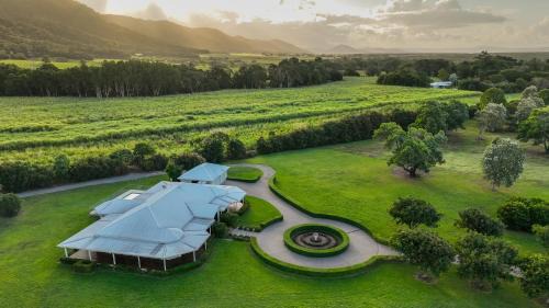 Craiglie Villa | The Hampton Lodge with private pool on 25 acres