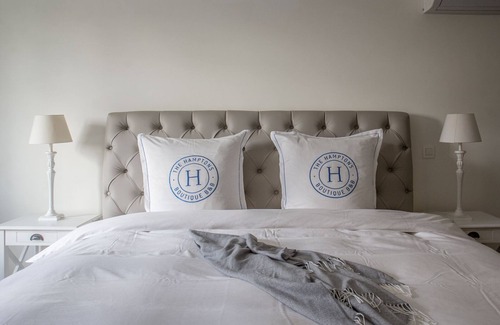 Stationsbuurt Noord Bed & Breakfast | The Hamptons Boutique B&B