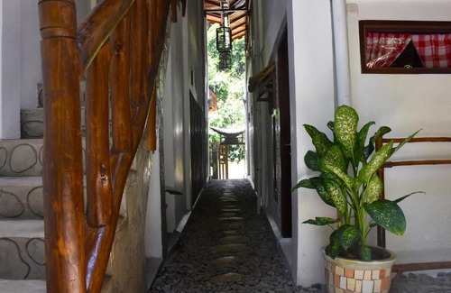 Bukit Lawang Hotel | The Hangout@ EcoTravel