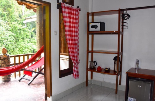 Bukit Lawang Hotel | The Hangout@ EcoTravel