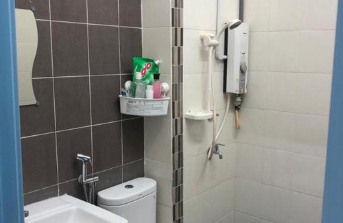 Bandar Penawar Apartment | The Hanraz home stay