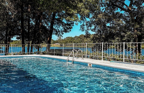 Lone Star House | The Hap Haven- a Charming Lakefront Retreat in East Texas - Perfect Getaway!