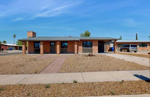 Groves Lincoln Park House | The Happy Hacienda