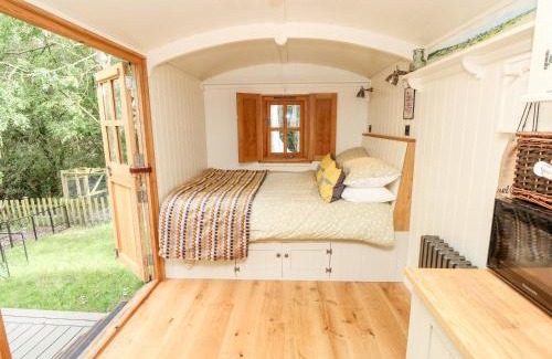 New Forest District House | The Happy Hut