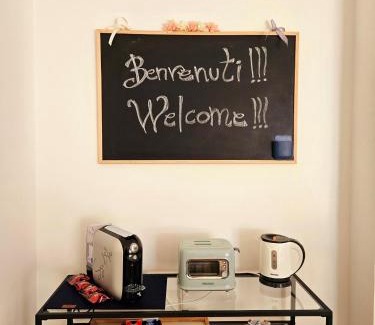 Isola Sacra Apartment | The Happy Nest